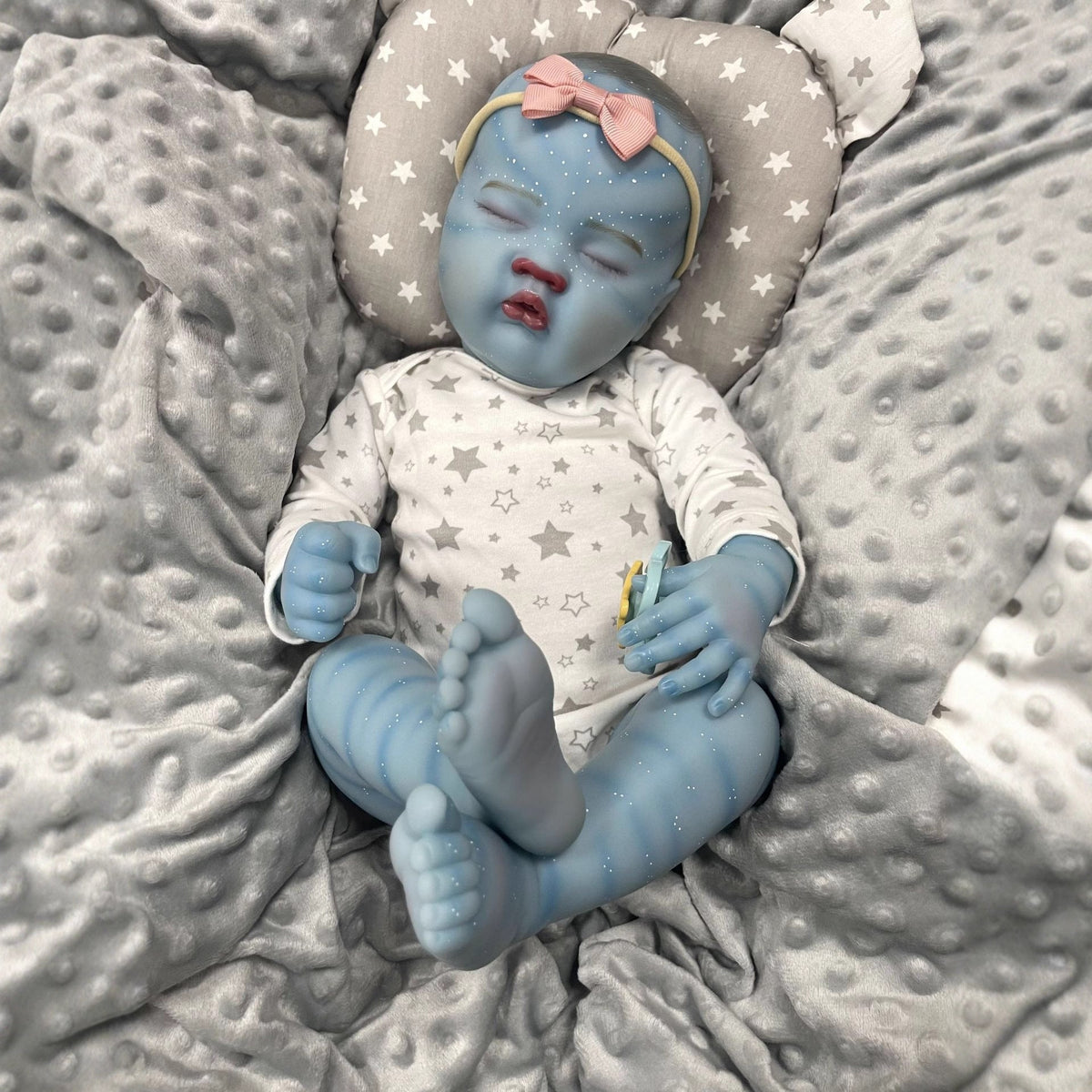 50cm Quinbee Reborn Babypuppe Avatar mit geschlossenen Augen