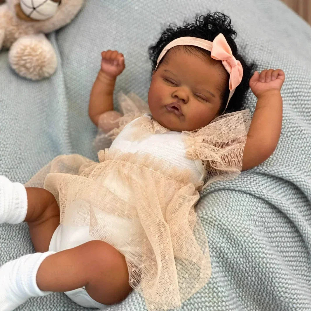 18 Zoll lockiges Haar dunkle Haut Soft Touch Reborn Baby Mädchen-Quinbee