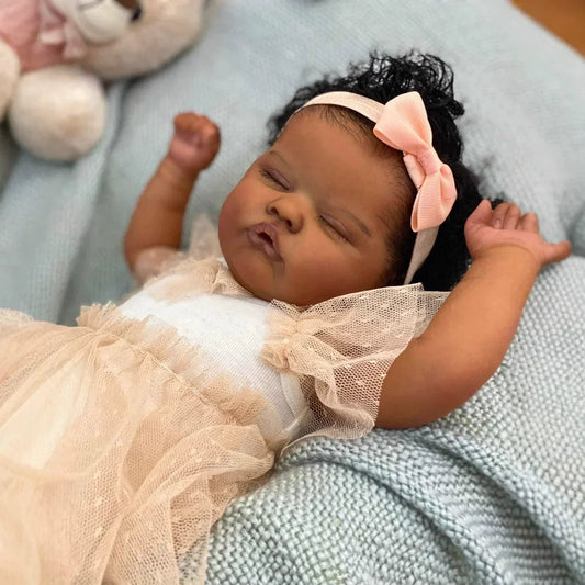 18 Zoll lockiges Haar dunkle Haut Soft Touch Reborn Baby Mädchen-Quinbee