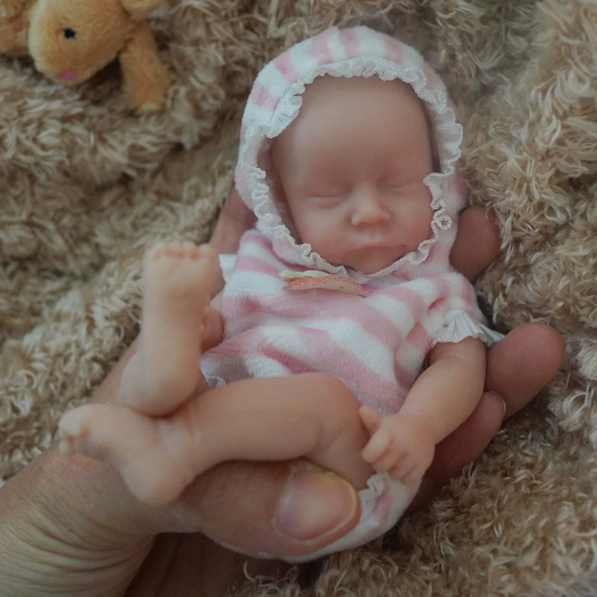 6 Zoll geschlossene Augen Mini Reborn Puppe Junge/Mädchen-Levi