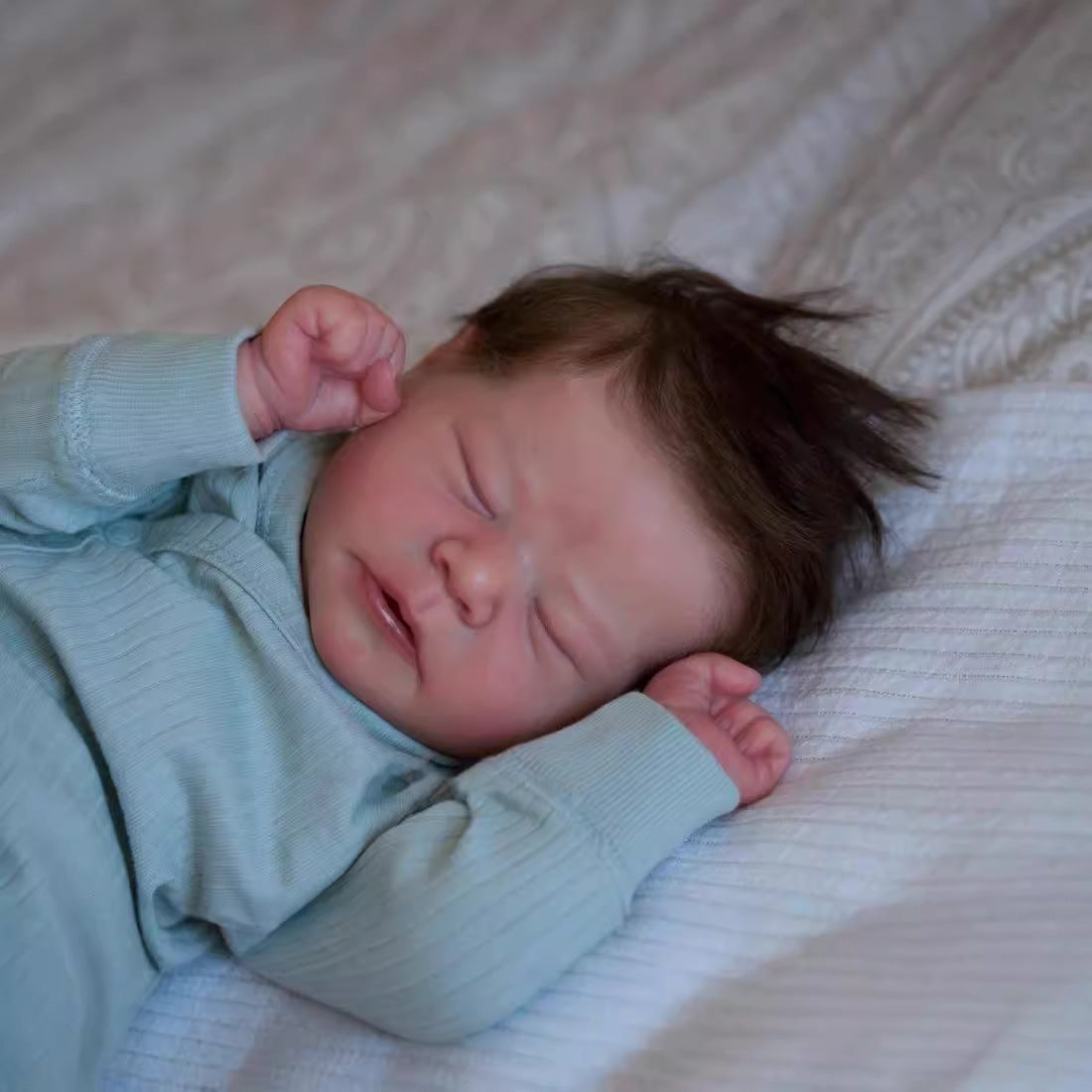 19 Zoll Colby Lebensechte Reborn Puppe mit geschlossenen Augen -Chase