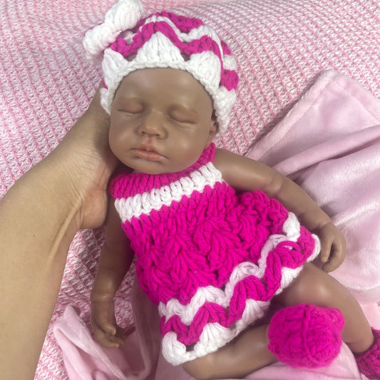 30cm lebensechte Silikon Reborn Puppe Loulou schlafend dunkle Haut Mädchen in Strickkleidung