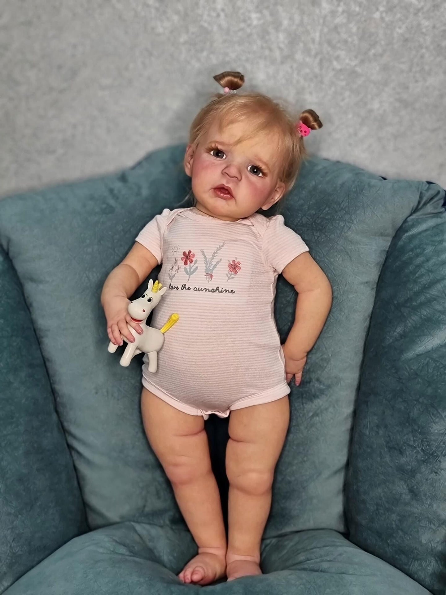 24 Zoll Reborn Puppen mit offenen Augen und blonden Haaren - Sandie