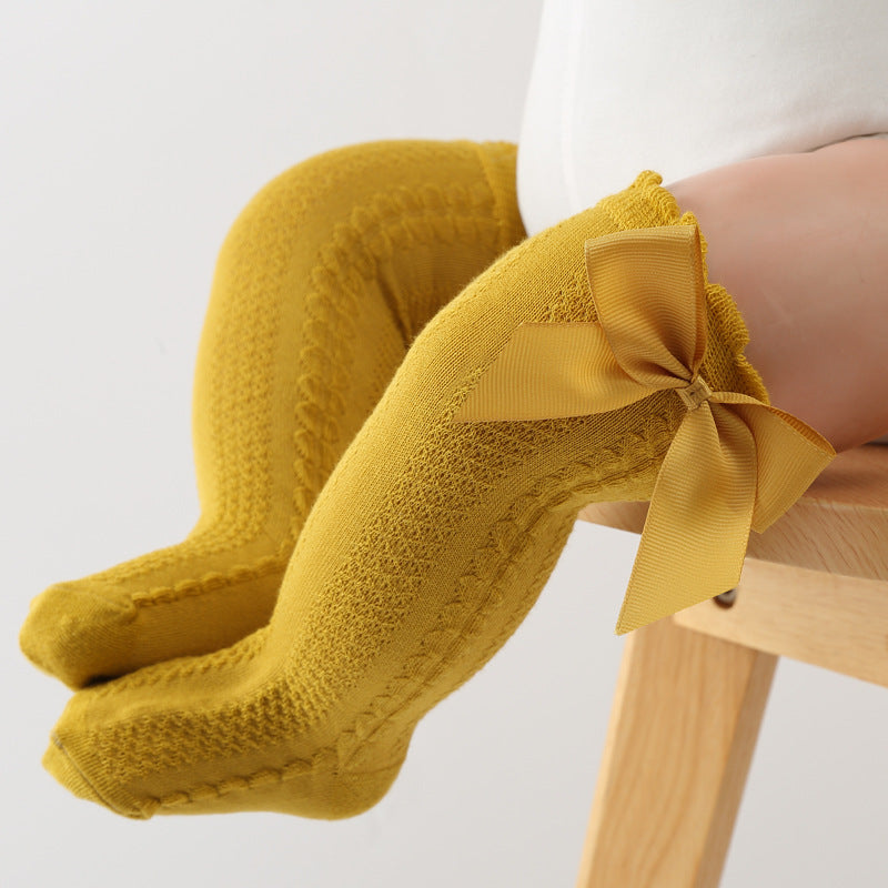 Knielange Kindersocken mit Schleife