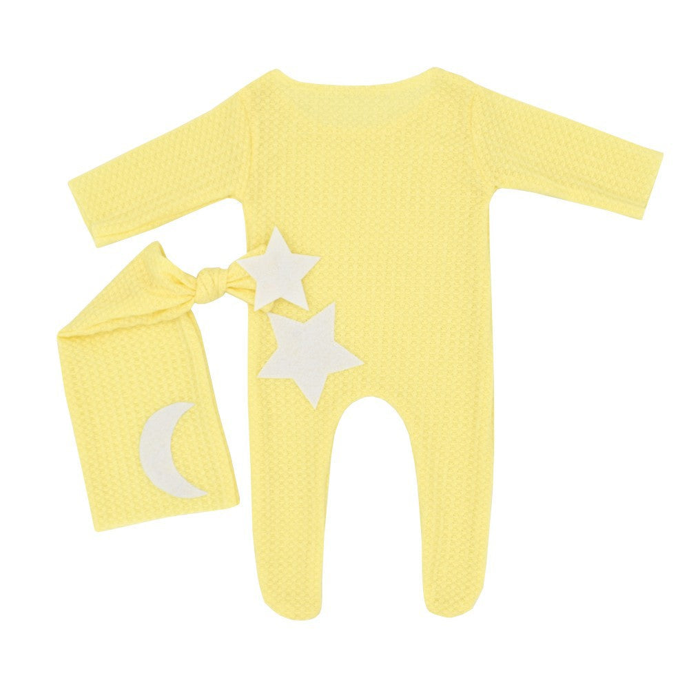 Zweiteiliges Set aus gestricktem Body und Mütze mit Stern und Mond für 18-20 Zoll Puppen