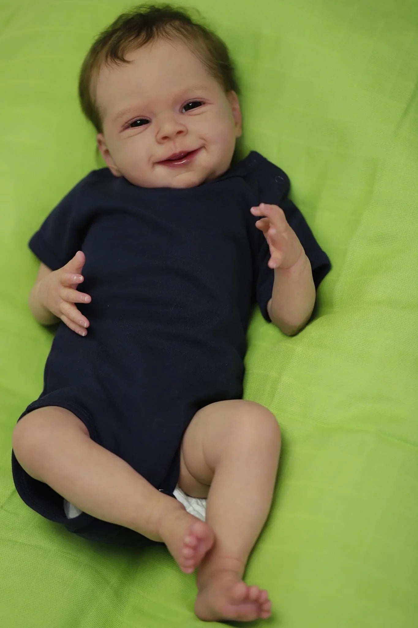 19 Zoll handgefertigte Reborn Puppe mit offenen Augen und kurzen Haaren - Sebastia