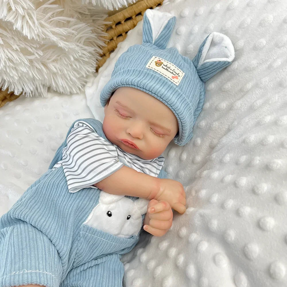 20 Zoll 3D-bemalte Rosalie Reborn Puppe schlafend in blauen Hasenoutfits