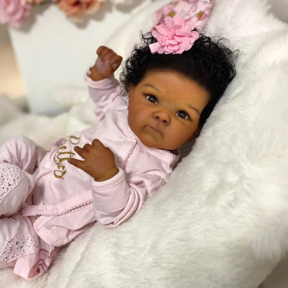 18 Zoll lockiges Haar dunkle Haut weiche Berührung kuscheliges Reborn Baby Mädchen-Bettie