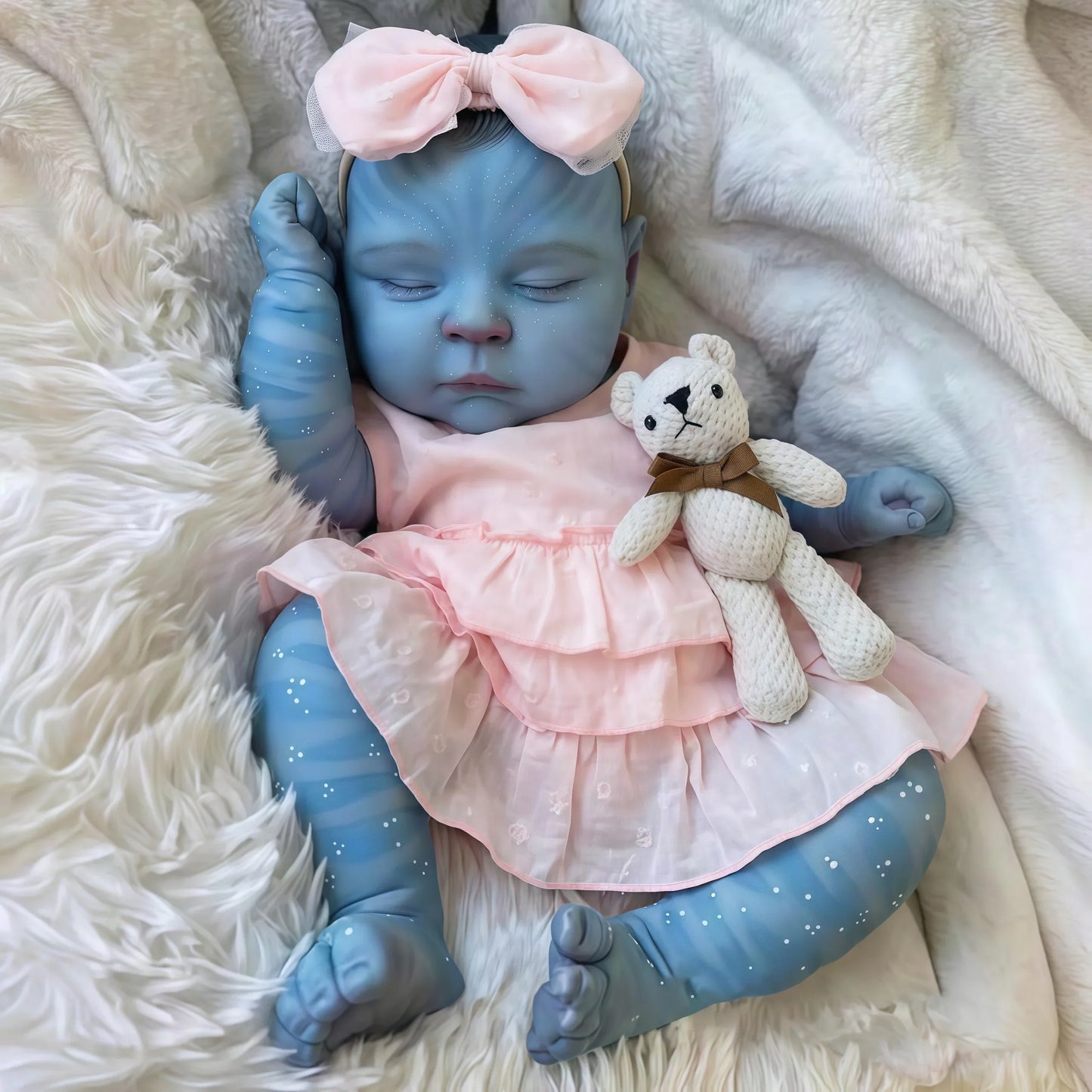 19 Zoll reborntes Mädchen namens Peaches mit geschlossenen Augen im rosa Kleid