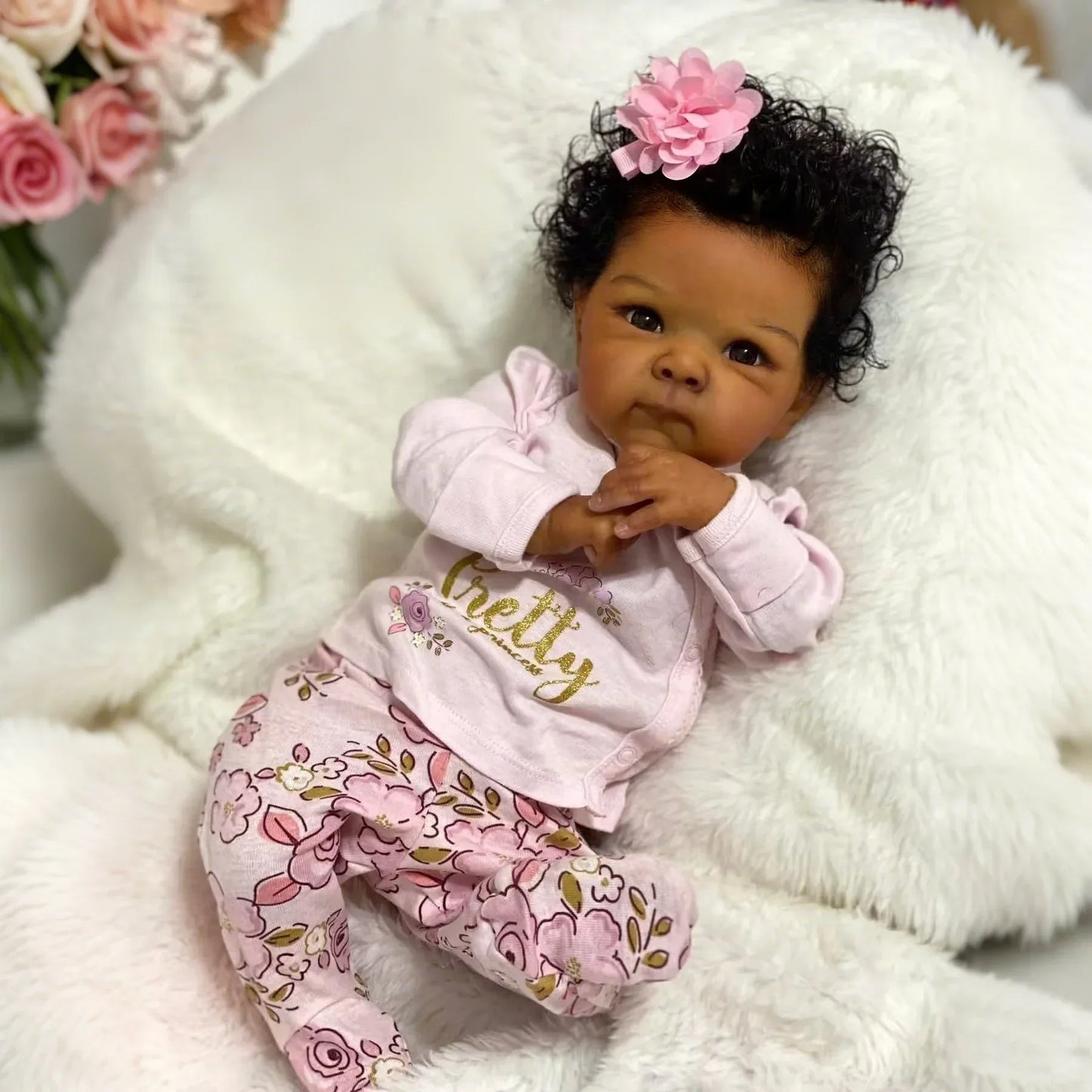 18 Zoll lockiges Haar dunkle Haut weiche Berührung kuscheliges Reborn Baby Mädchen-Bettie
