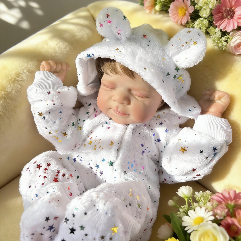 48 cm realistische Pascale Reborn-Babypuppe mit geschlossenen Augen im Sternen-Jumpsuit
