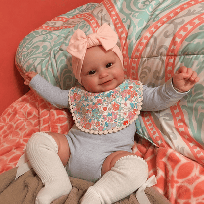 50cm Maddie Reborn Babypuppe mit offenen Augen im grauen Outfit