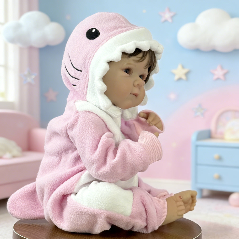 45cm lebensechtes Bettie Reborn Babypuppe Mädchen mit kurzem Haar im rosa Strampler