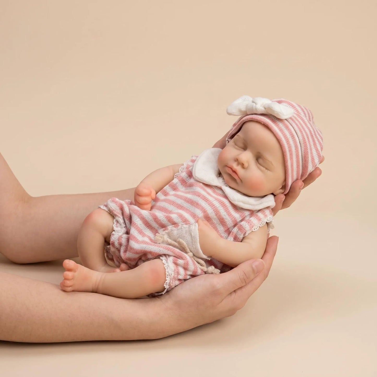30 cm Loulou-Reborn Baby aus Vollsilikon Mädchen in rosa gestreiftem Outfit