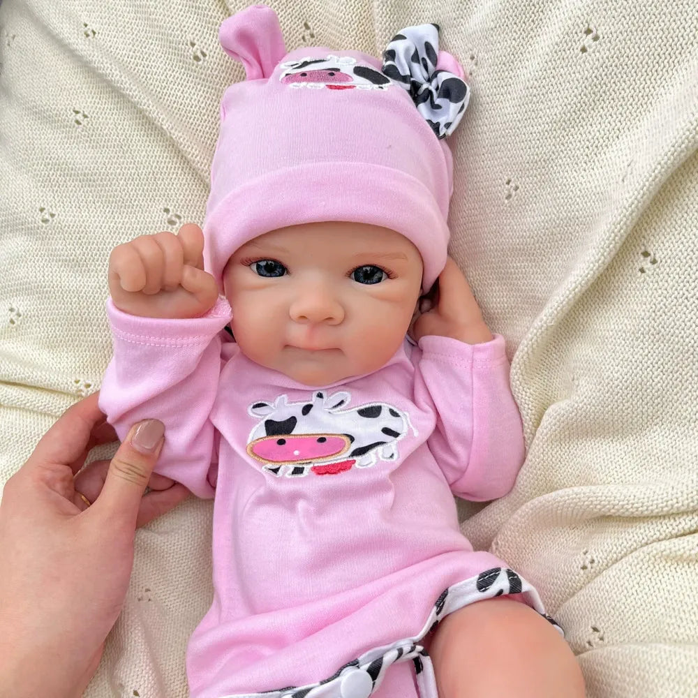 45 cm lebensechte Bettie Reborn Puppe aus Vollsilikon in rosa Outfits