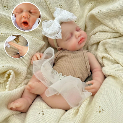 30 cm lebensechte Loulou Reborn Puppe aus Vollsilikon mit geschlossenen Augen im kaffeefarbenen Kleid