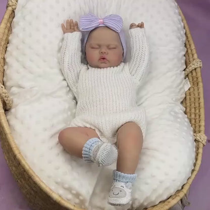 20 Zoll 3D-Reborn-Puppe mit weichem Körper geschlossenen Augen und weißem Pullover – Pickle