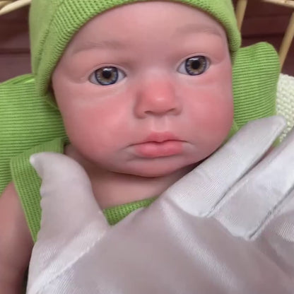 45cm waches Loulou Reborn Baby aus Vollsilikon in grünem Outfit